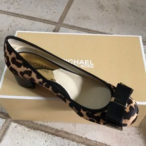 Meet your Posher, Mikealani